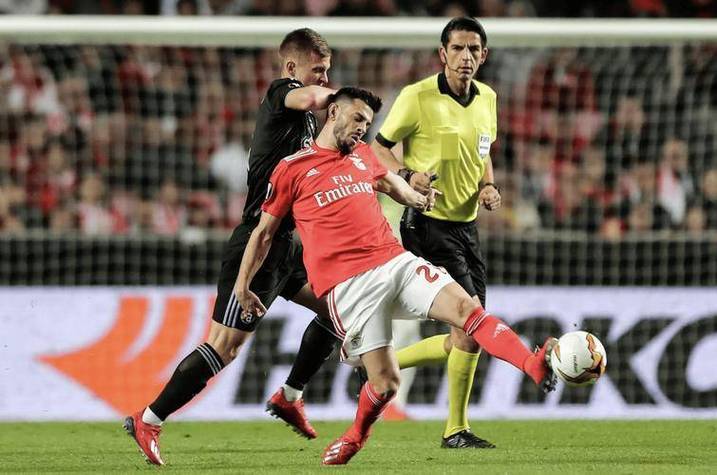 赛前罗马备战葡超，刷新队史纪录细节曝光，震撼外界，年轻球员得到机会的简单介绍