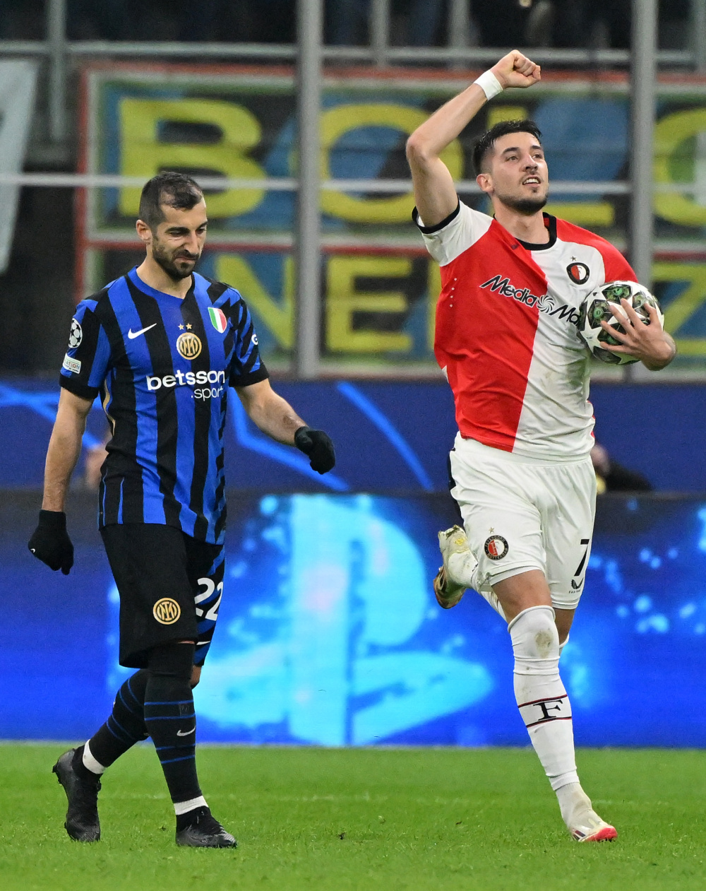 星空体育转折点国际米兰复出首秀，欧冠赛前攻防权衡，底气十足，赛程密集仍需轮换的简单介绍